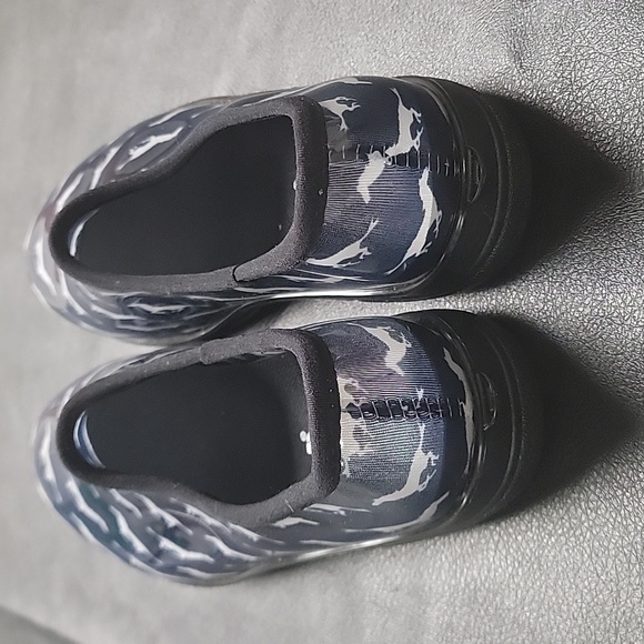 Northside Horse Garden Clogs 🐎 - Picture 6 of 8